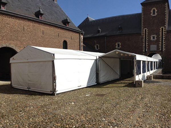 doorlooptent huren